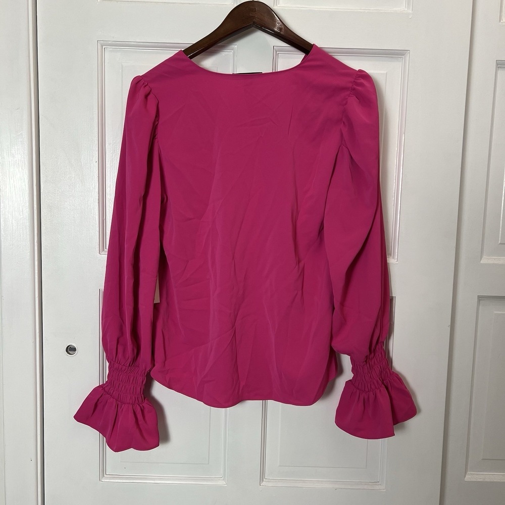Aqua Womens Ruffled V Neck Blouse Hot Pink Small Bloomingdale's Exclusive‎ NWT - Picture 2 of 9